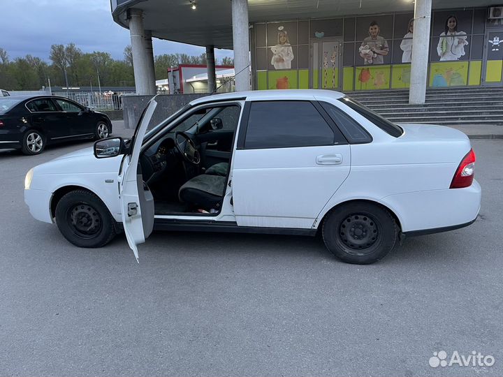 LADA Priora 1.6 МТ, 2011, 220 000 км