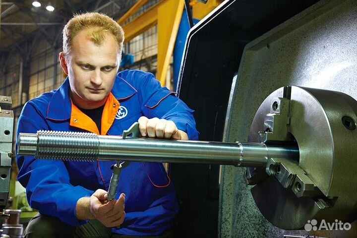 Токарь-универсал Вахта