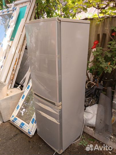 Холодильник бу