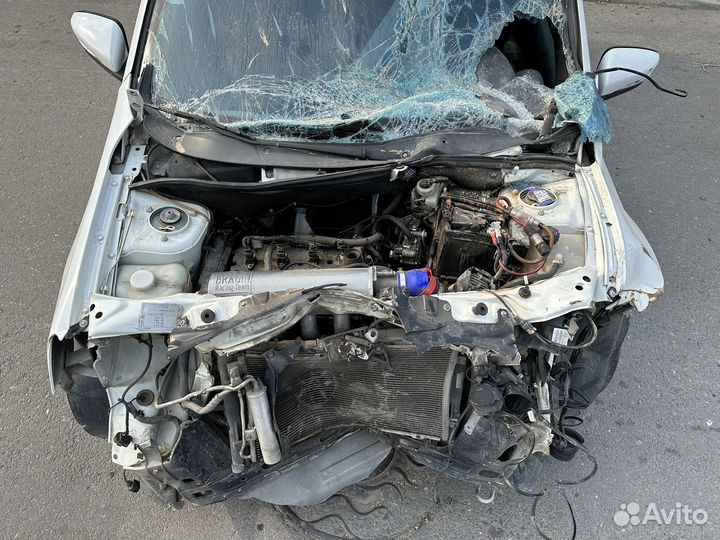 LADA Kalina 1.6 МТ, 2014, битый, 200 000 км