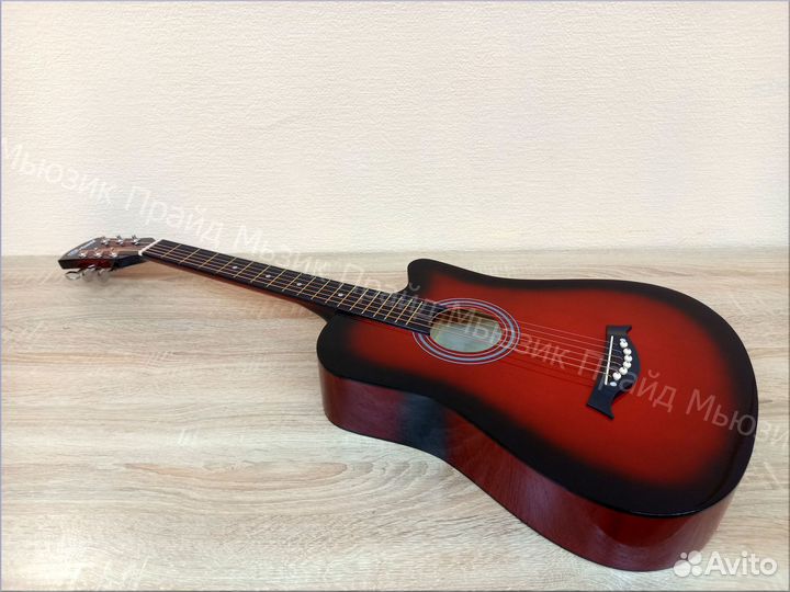 Акустическая гитара