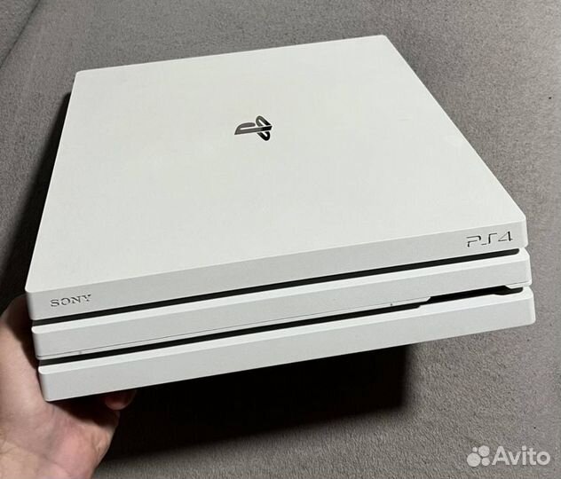 Sony PS4 pro 1tb