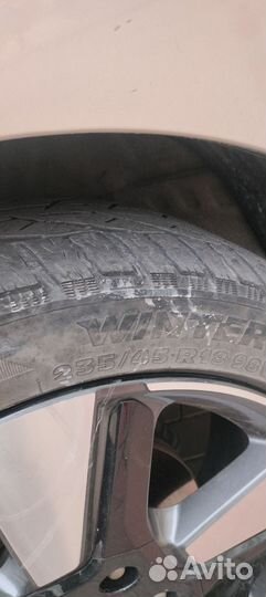 Tigar Winter 235/45 R18