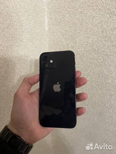 iPhone 12, 64 ГБ