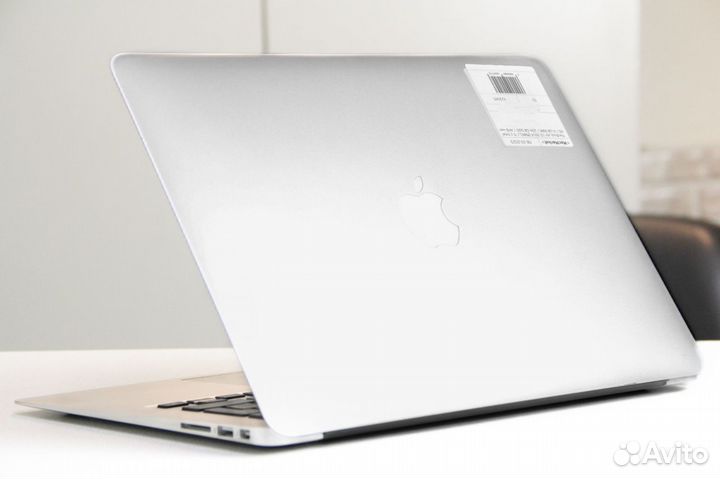 Стильный и универсальный MacBook Air 13