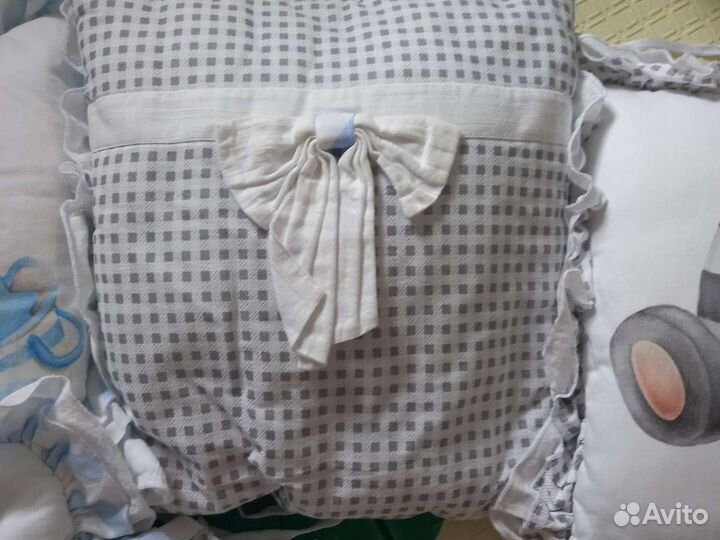 Бортики в детскую кроватку