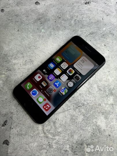 iPhone 7, 128 ГБ