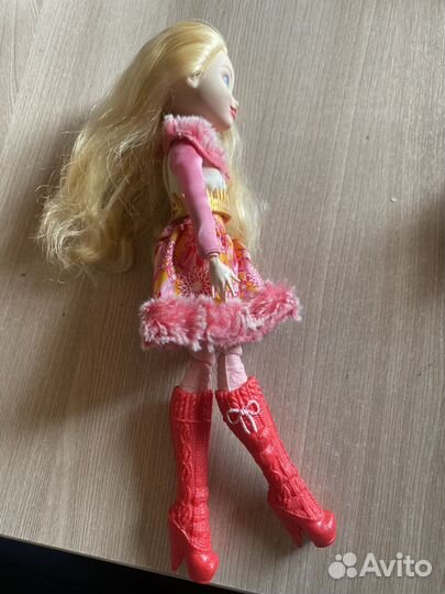 Кукла ever After High эпик винтер Эппл Уайт