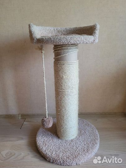 Когтеточка Комплекс с подвесной игрушкой