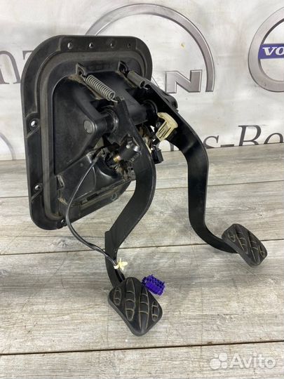 Педальный узел Renault 420 Dci premium karex