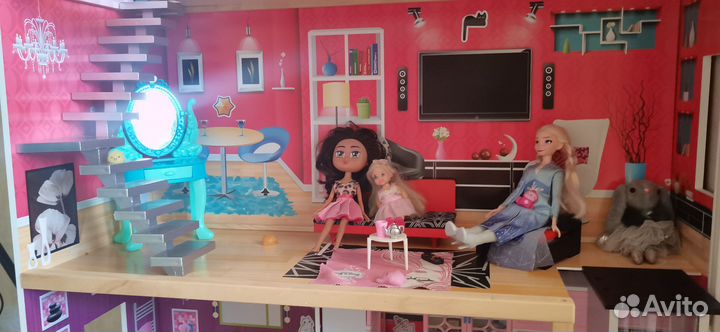 Домик кукольный 3 этажа с лифтом