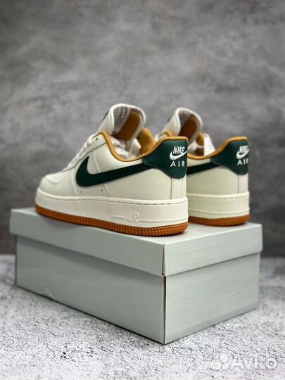 Кроссовки женские nike AIR force