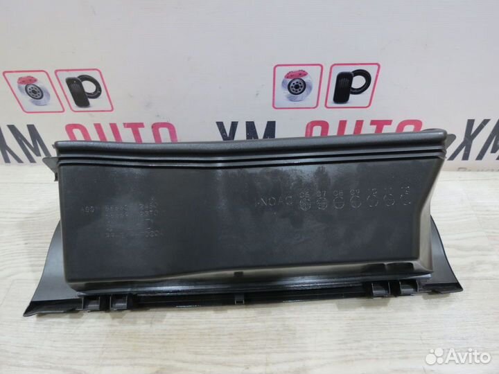 Бардачок Toyota Corolla 150