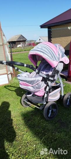 Прогулочная коляска