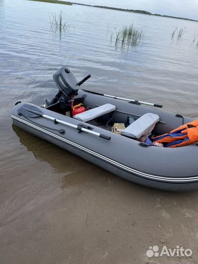 Продаю пвх лодку и мотор 5 лс