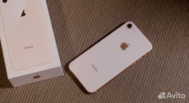 iPhone 8, 64 ГБ