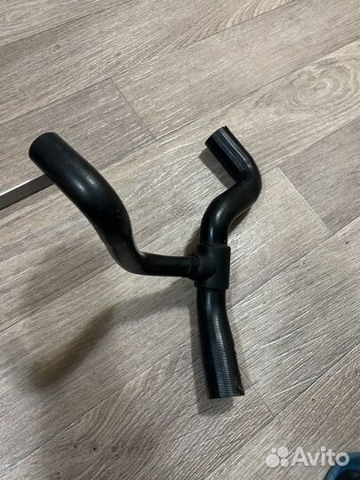 Патрубок радиатора Ford focus