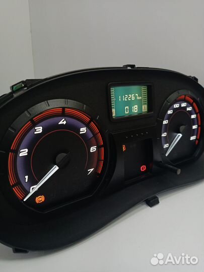 Шкала, накладка largus, logan,sandero, almera G 15