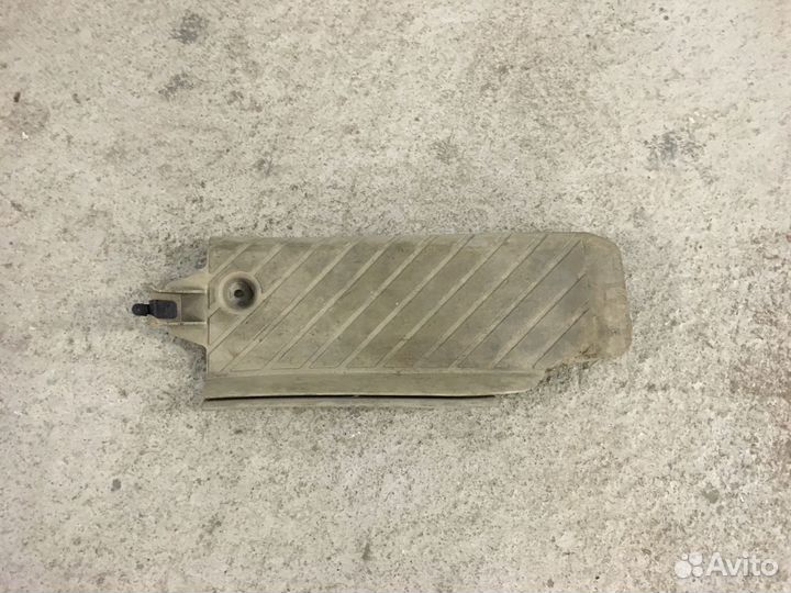 Подставка под ногу Audi A4 B6 (4317)