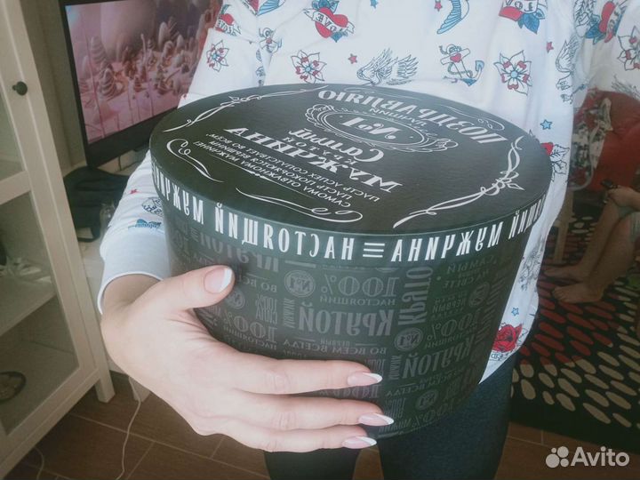 Шляпные коробки круглые новые подарочные