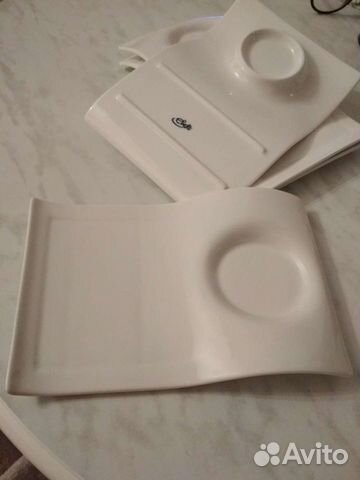 4 тарелки под чайные чашки