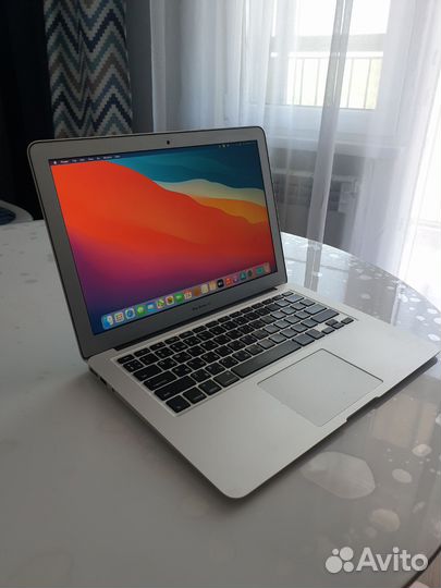 Apple MacBook Air mid 2013 A1466 8Gb i7