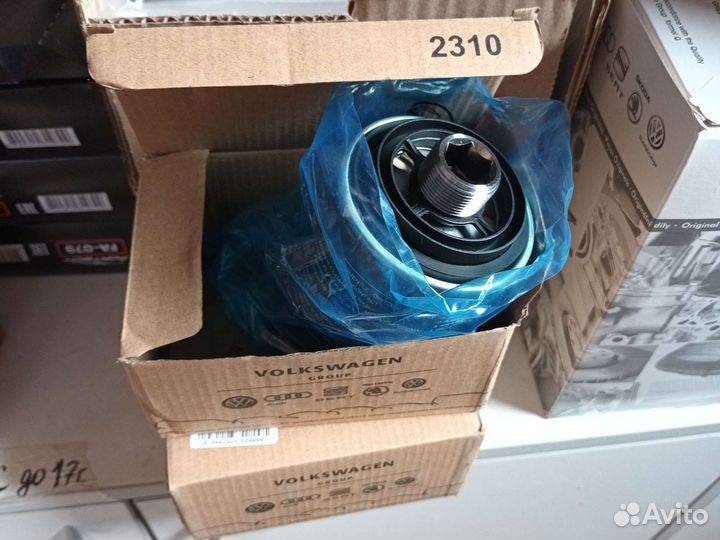 Фильтр масляный VAG 06J115403Q,06J115561B