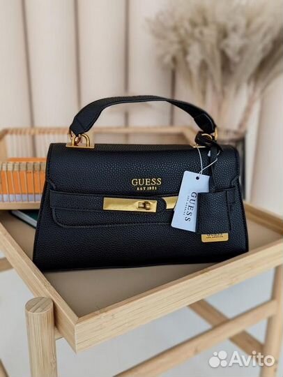 Сумка Guess черная