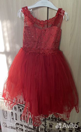 Прокат детских платьев