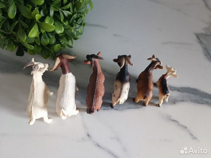 Фигурки Schleich козы
