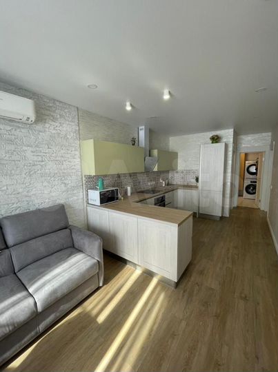 3-к. квартира, 103 м², 3/3 эт.