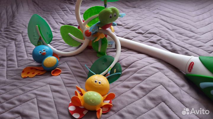 Мобиль музыкальный для кроватки