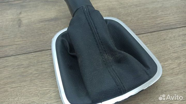 Ручка кпп Volkswagen Polo 5 хетчбек CGP 2009