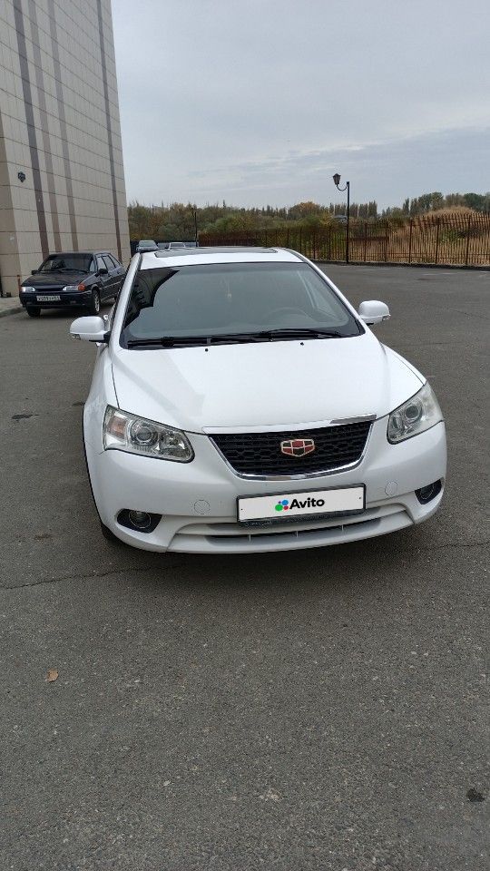 Geely Emgrand EC7: фото владельца