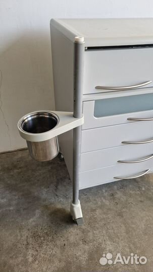 Аппарат для педикюра с пылесосом и UV тумбой