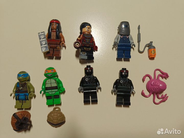 Lego Minifigures & Teenage Mutant Ninja Turtles