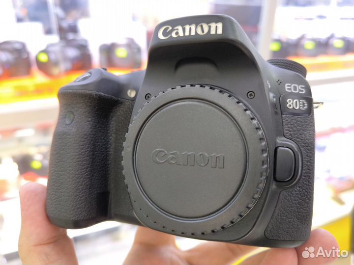 Canon EOS 80D Body пробег 8.251 кадр