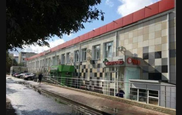 Торговая площадь, 2000 м²