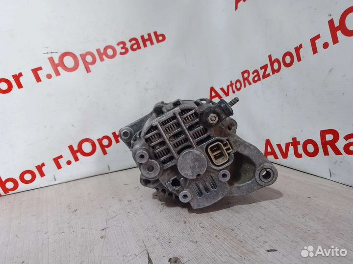 Генератор Nissan Vanette SK82 F8