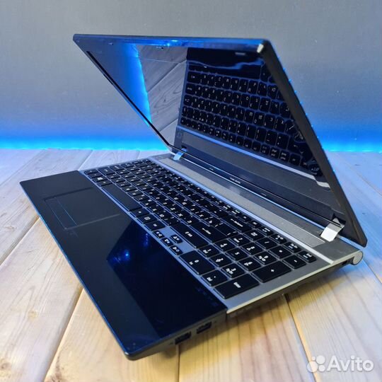 Ноутбук Acer Aspire V3-571G