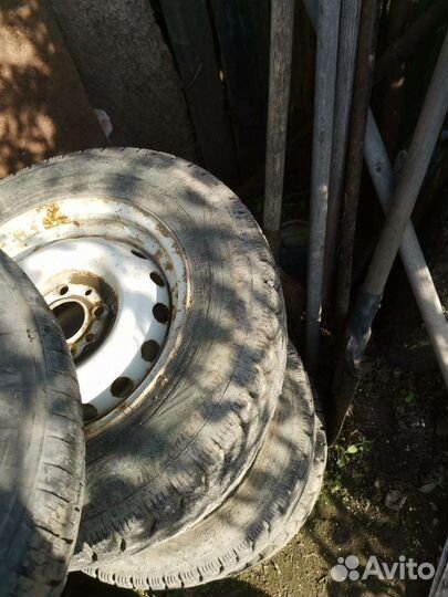 Продам зимние колеса R13