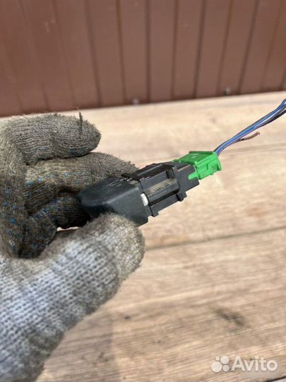 Кнопка Renault Megan 1 1.2