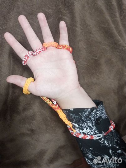 Браслет из резинок ручной работы