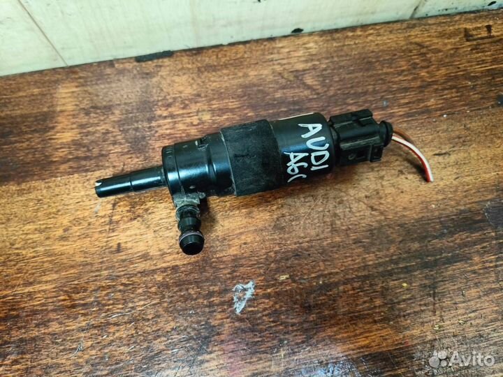 Насос омывателя Audi A6 C6 (ящик 08)