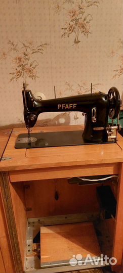 Швейная машинка pfaff