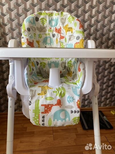 Детский стульчик для кормления