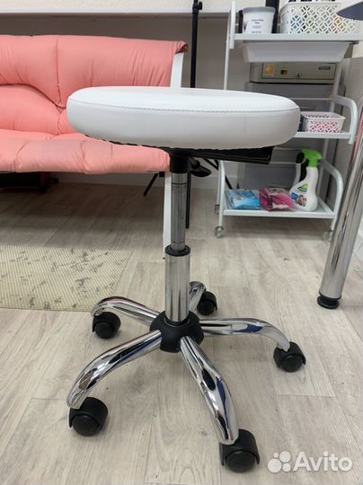 Косметологический стул