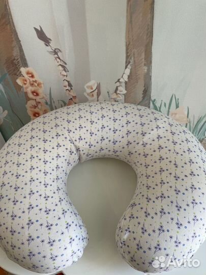 Подушка для кормления грудью