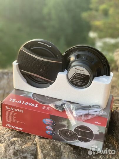 Динамики Pioneer 16 см. новые
