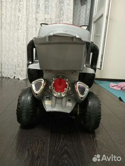 Детский электро квадроцикл на аккумуляторе